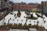 /album/foto%c4%9fraflar/umraniye-meydaninin-1etabi-halka-acildi-jpg/